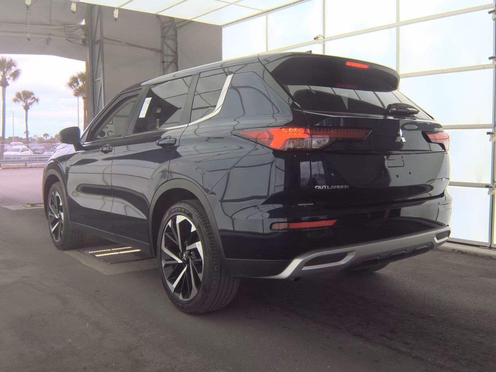 2024 Mitsubishi Outlander SE Black Edition FWD