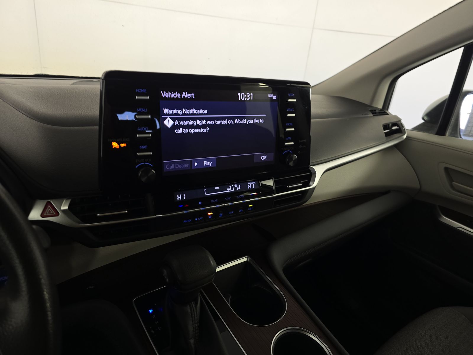 2022 Toyota Sienna LE AWD