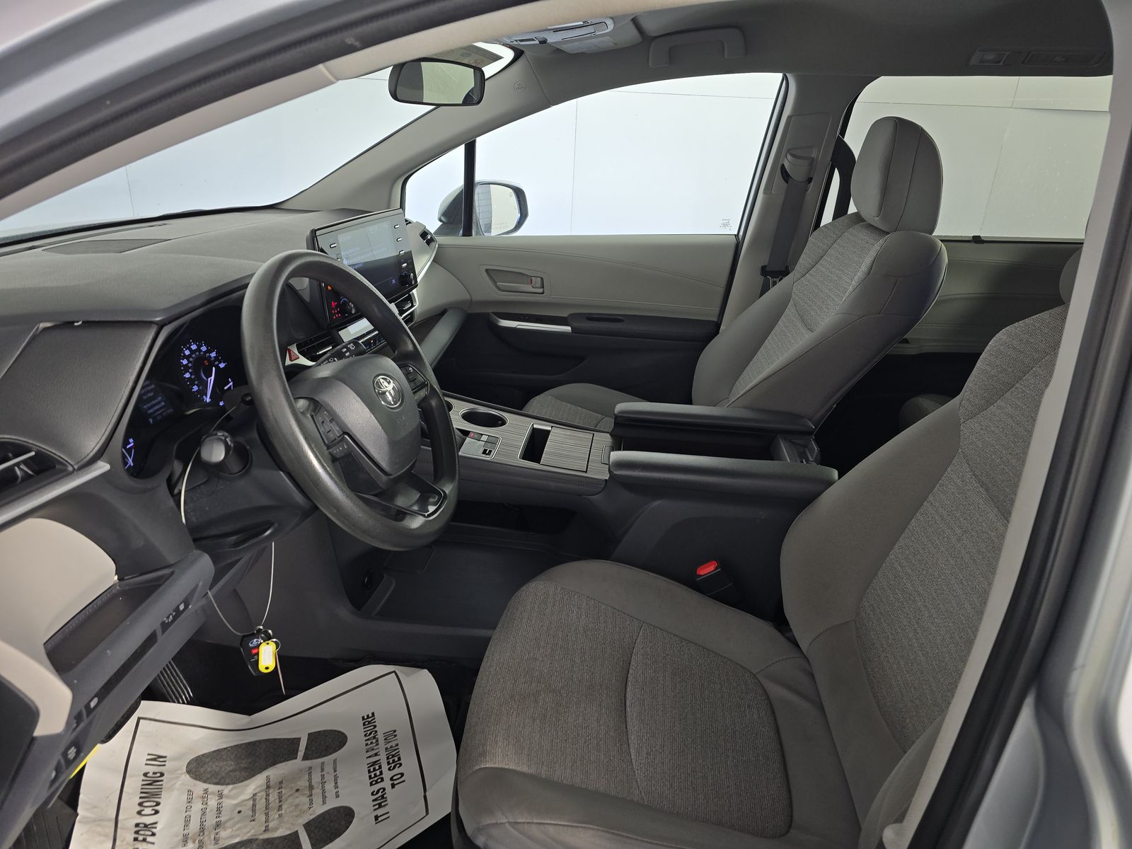 2022 Toyota Sienna LE AWD