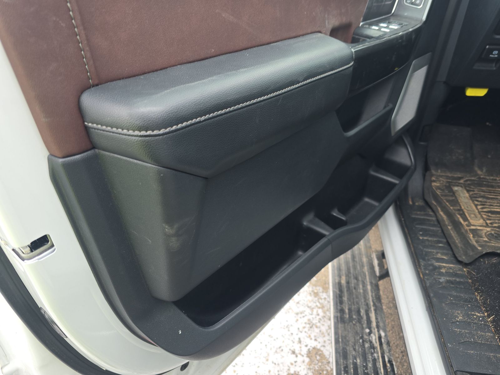 2023 Ford F-150 Hybrid Lariat AWD