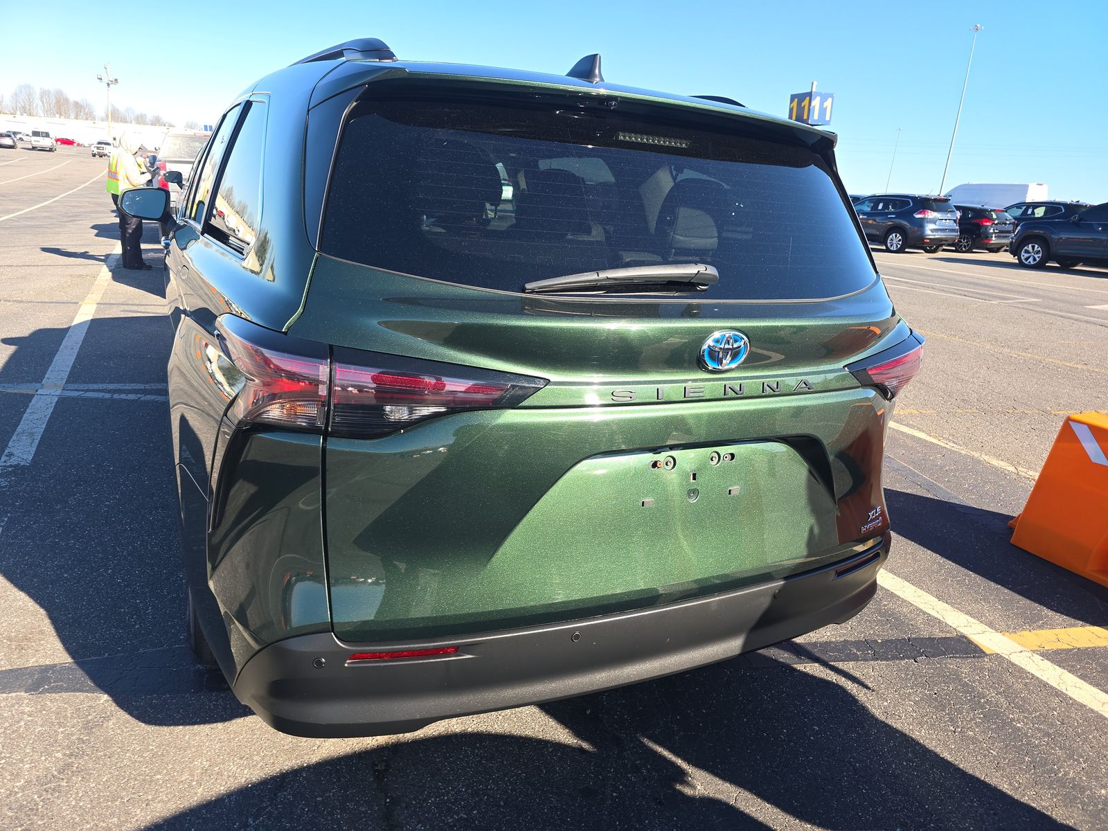 2024 Toyota Sienna XLE FWD