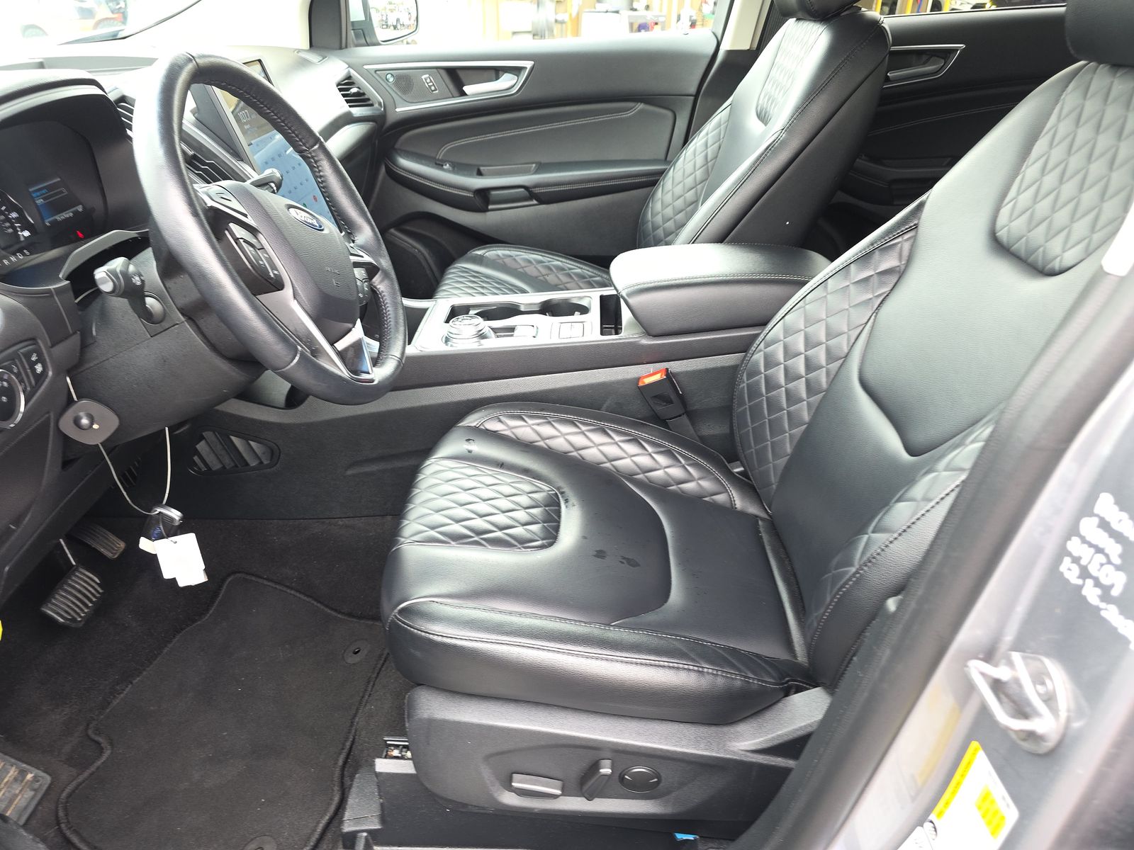 2024 Ford Edge Titanium AWD