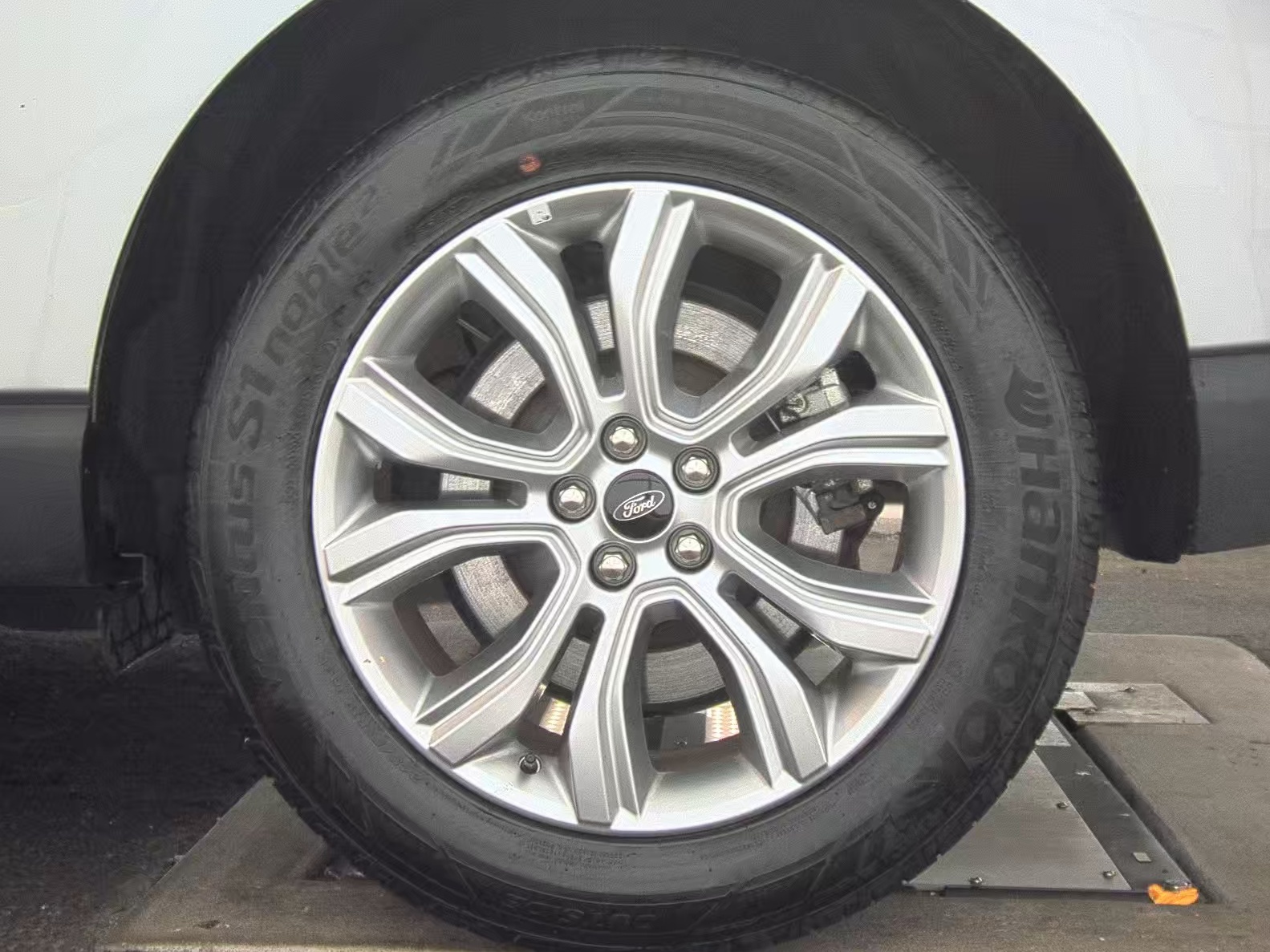 2024 Ford Edge Titanium AWD