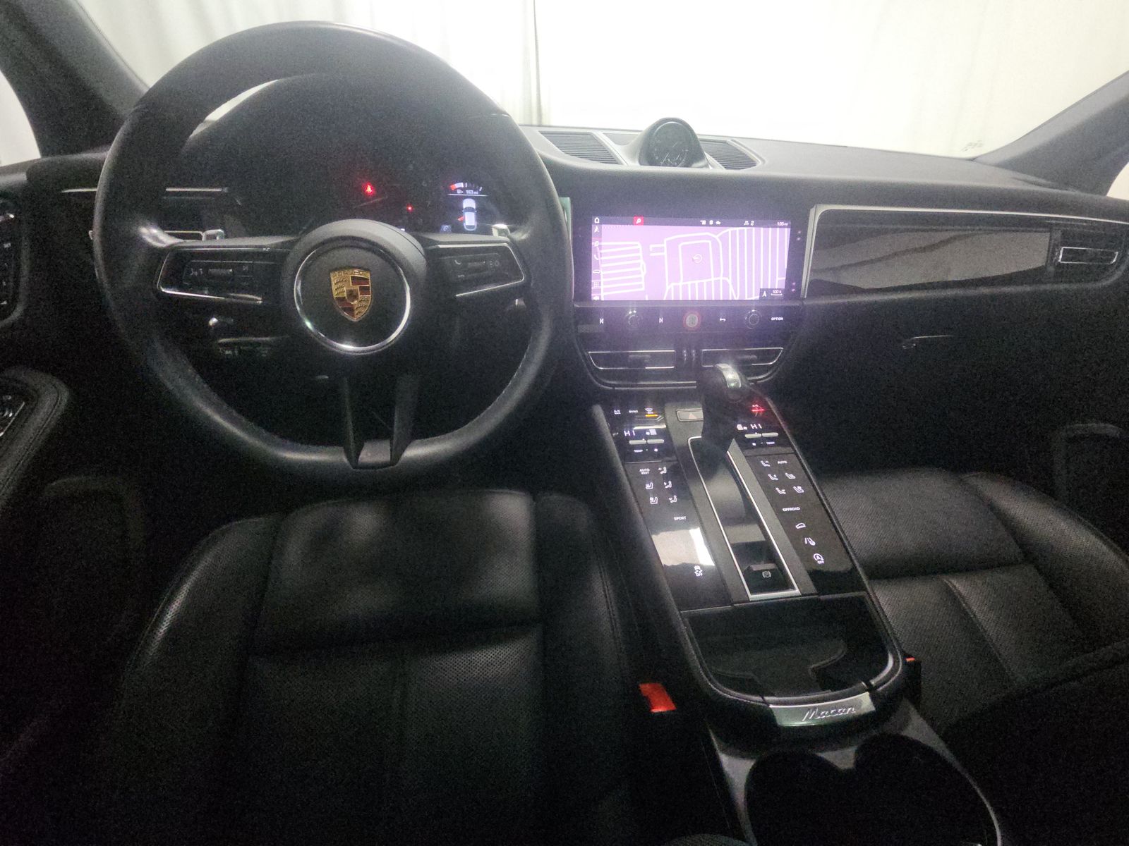 2022 Porsche Macan Base AWD