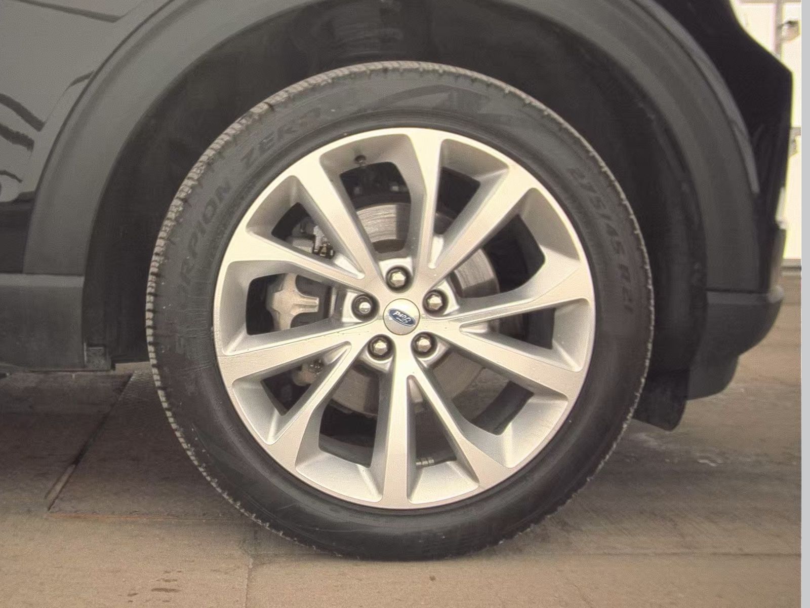 2023 Ford Explorer Platinum AWD