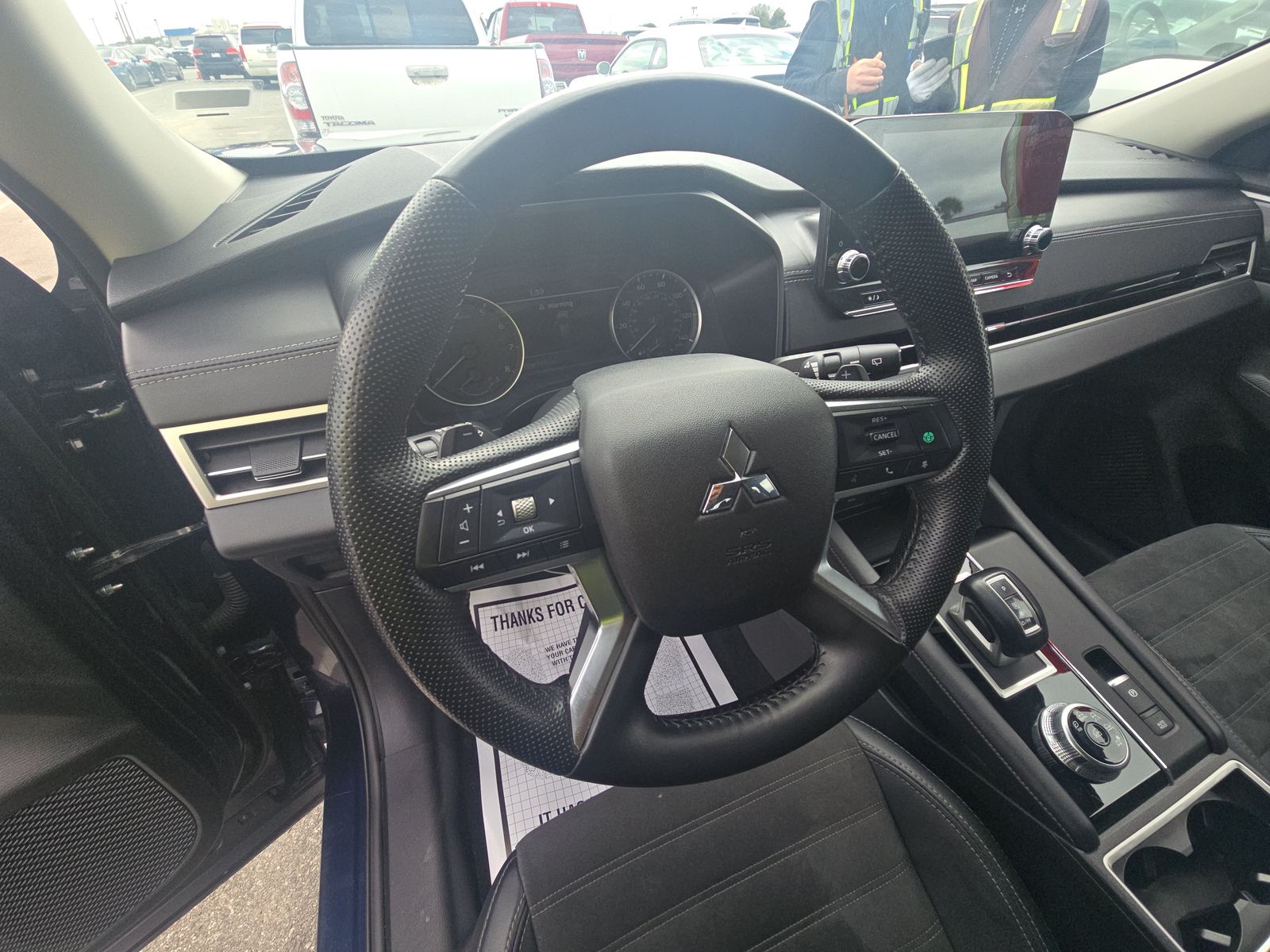 2024 Mitsubishi Outlander SE Black Edition FWD