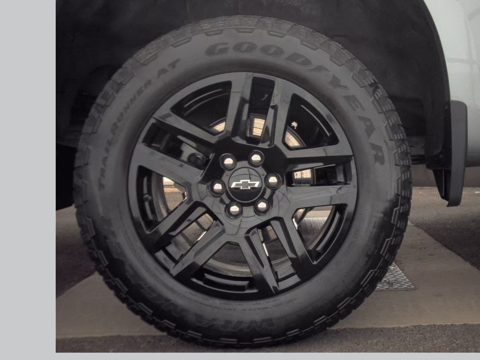 2023 Chevrolet Silverado 1500 Custom AWD