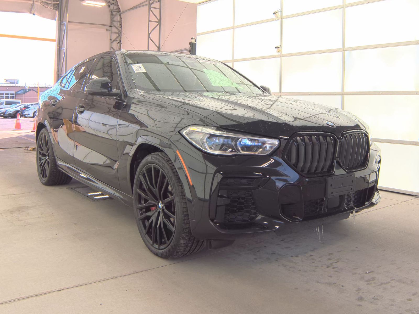 2022 BMW X6 xDrive40i AWD