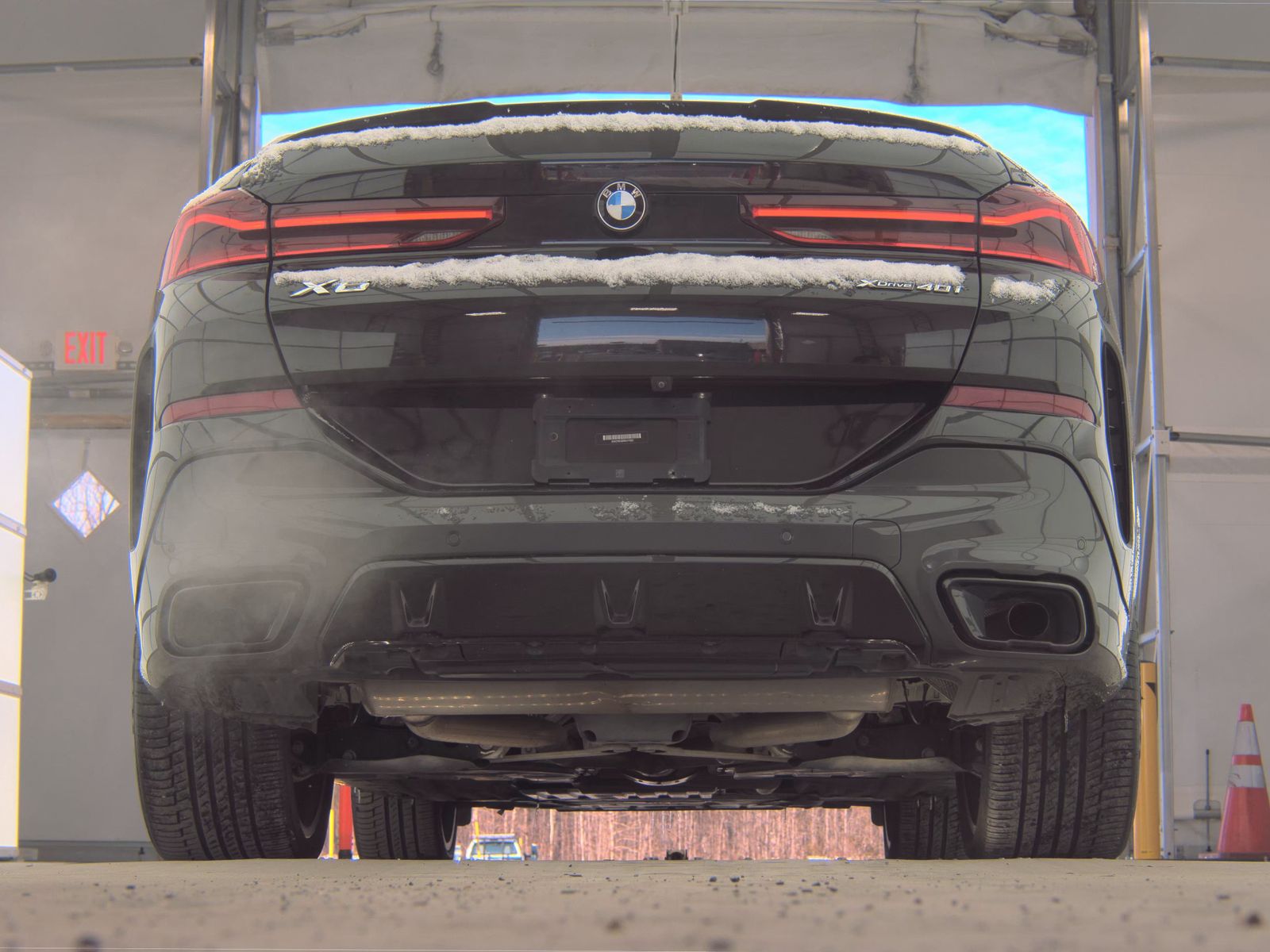 2022 BMW X6 xDrive40i AWD