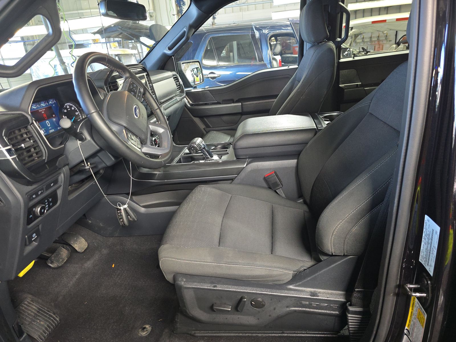 2023 Ford F-150 XLT AWD