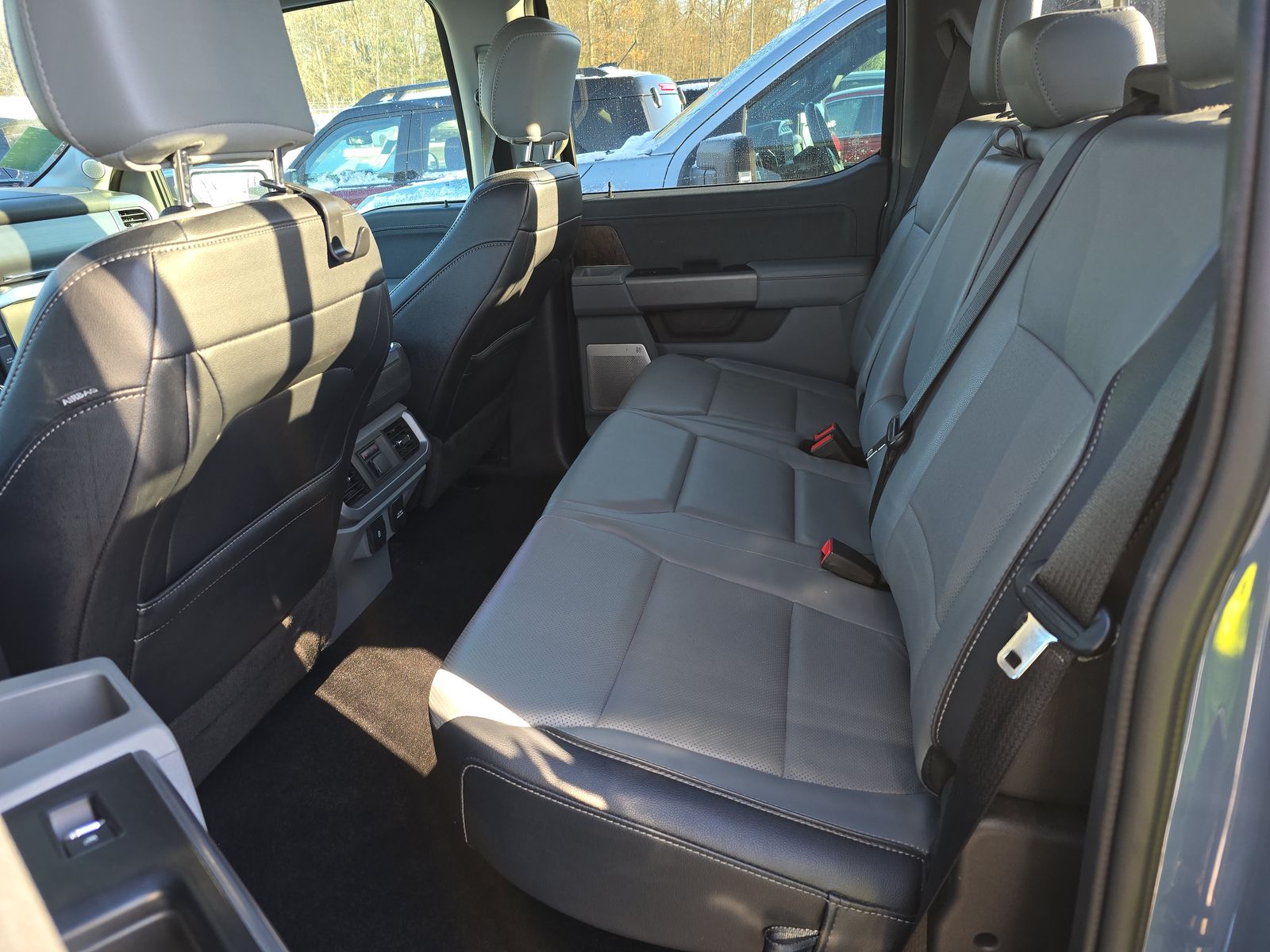 2023 Ford F-150 Lariat AWD