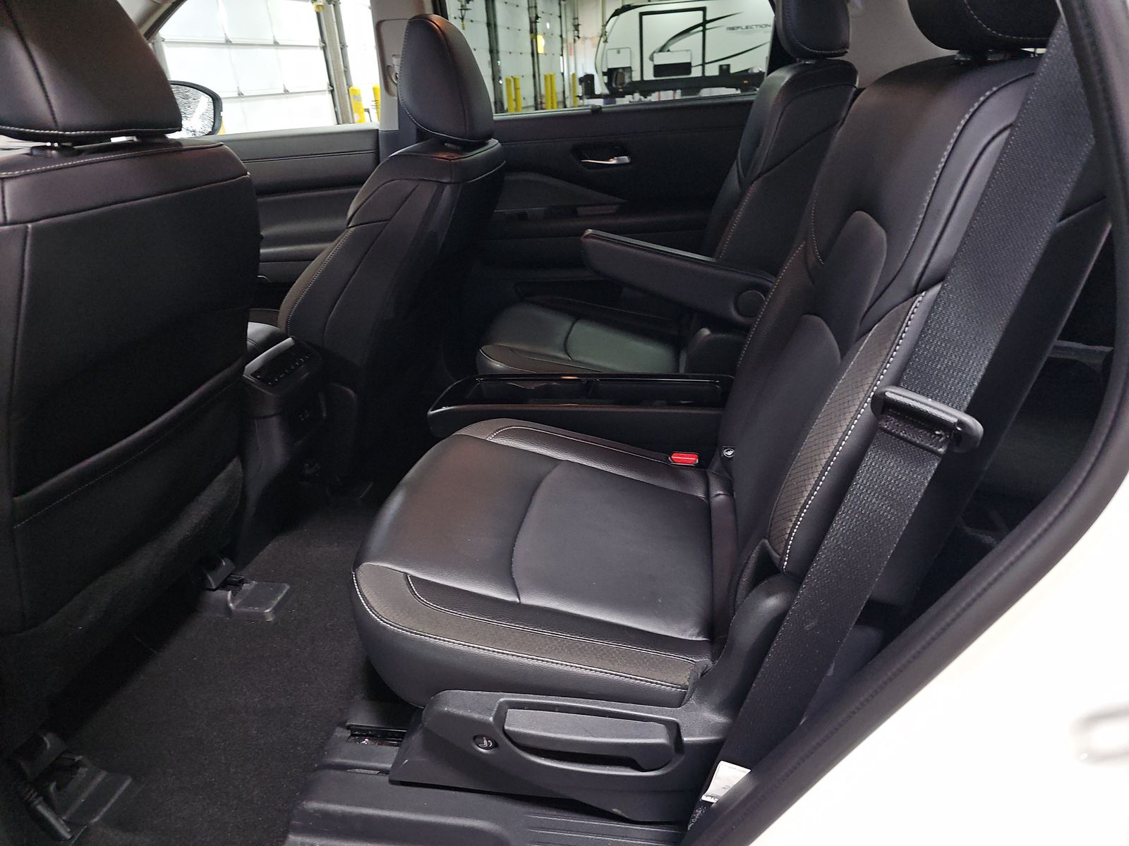 2024 Nissan Pathfinder SL AWD