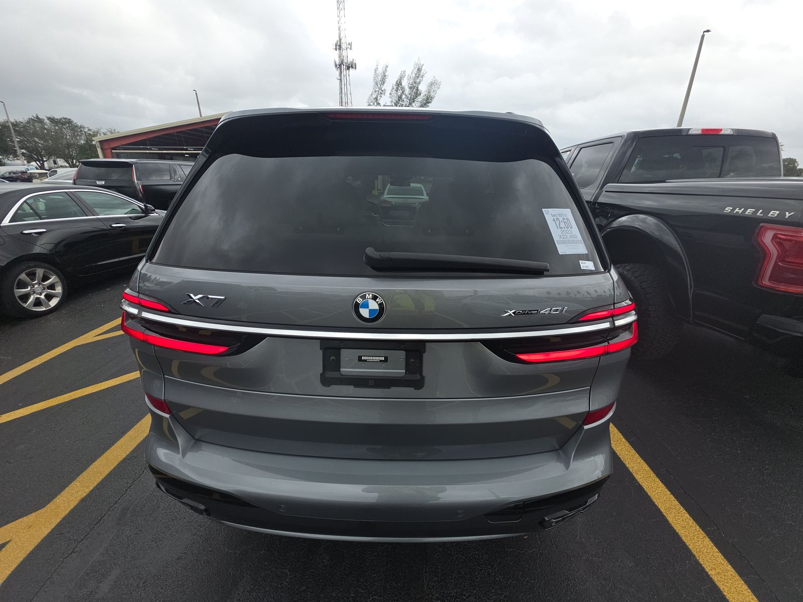 2023 BMW X7 xDrive40i AWD