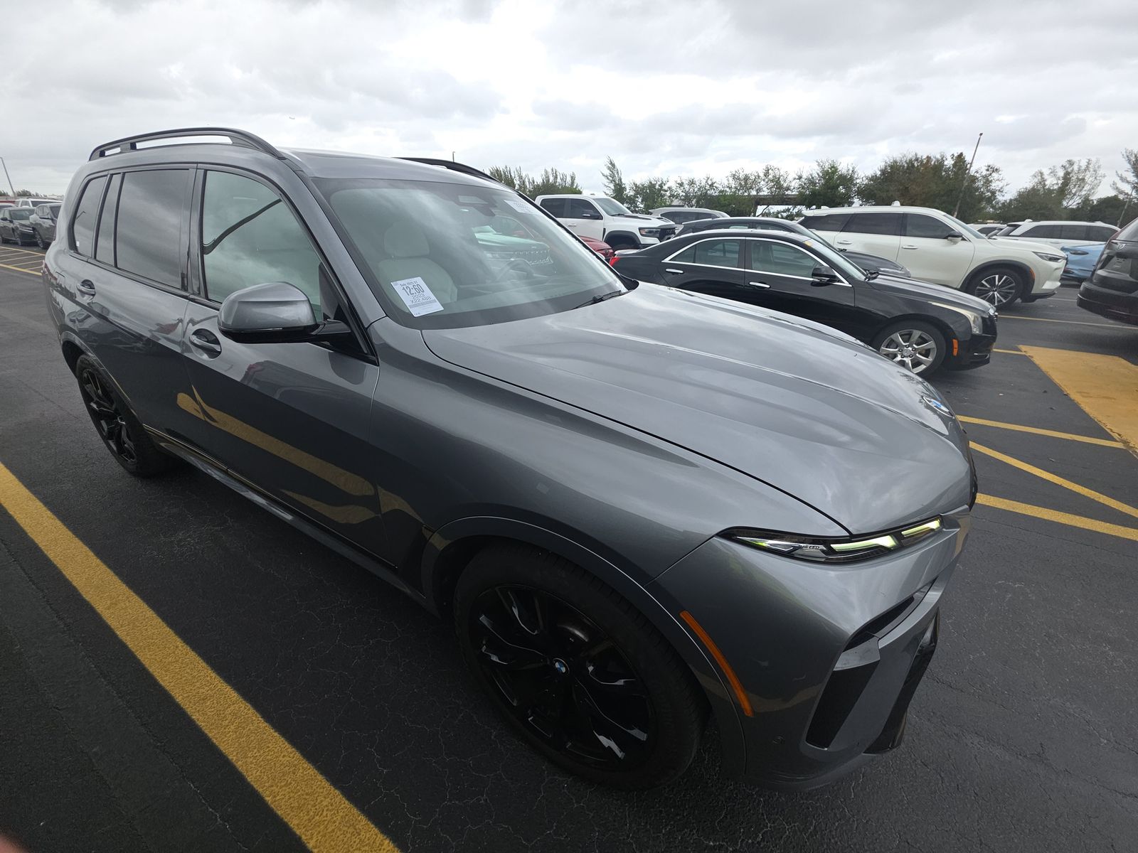 2023 BMW X7 xDrive40i AWD