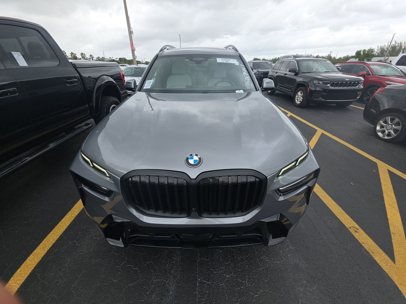 2023 BMW X7 xDrive40i AWD