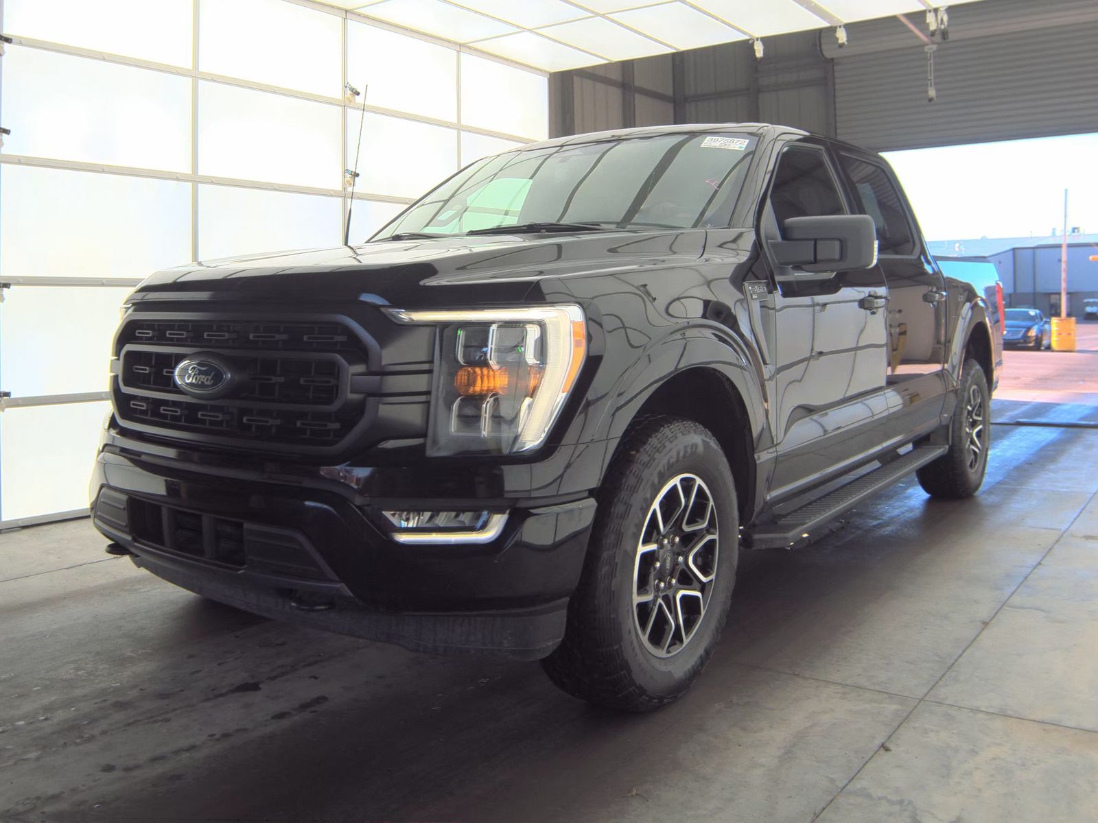 2023 Ford F-150 XLT AWD
