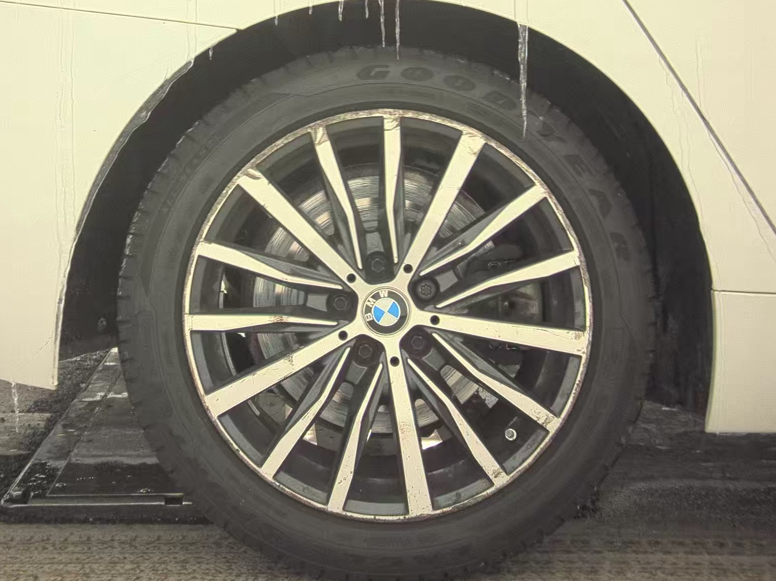 2023 BMW 5 Series 530i xDrive AWD