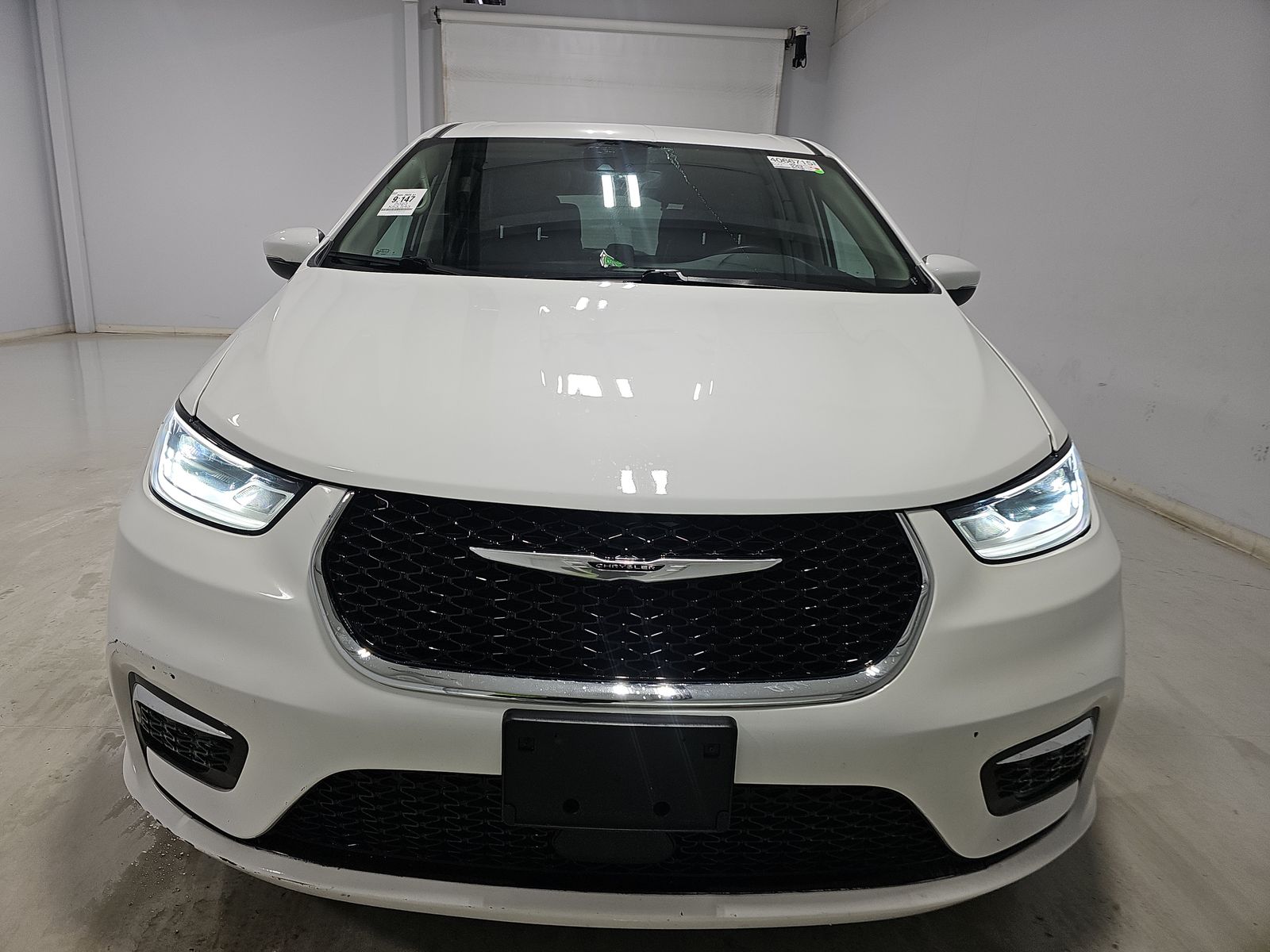 2023 Chrysler Pacifica Hybrid Touring L FWD