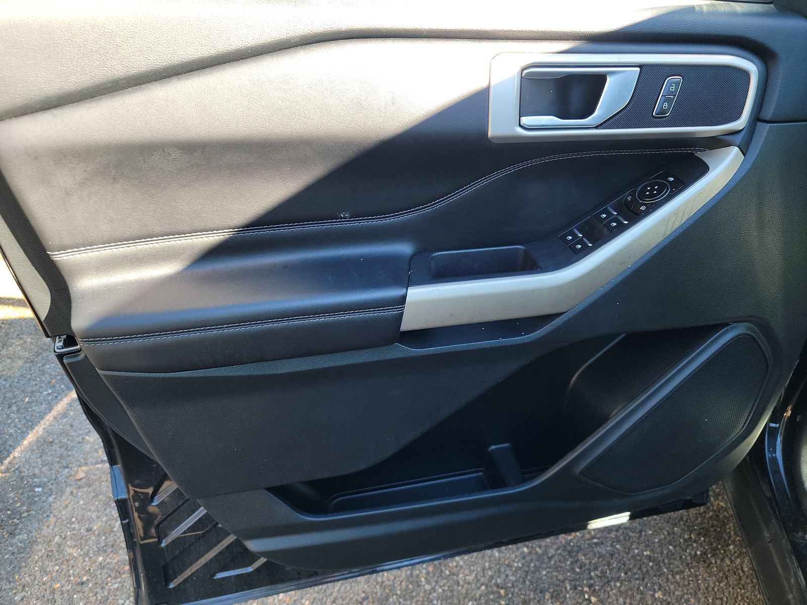 2023 Ford Explorer XLT AWD