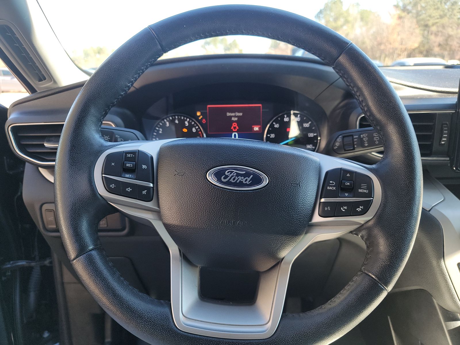 2023 Ford Explorer XLT AWD