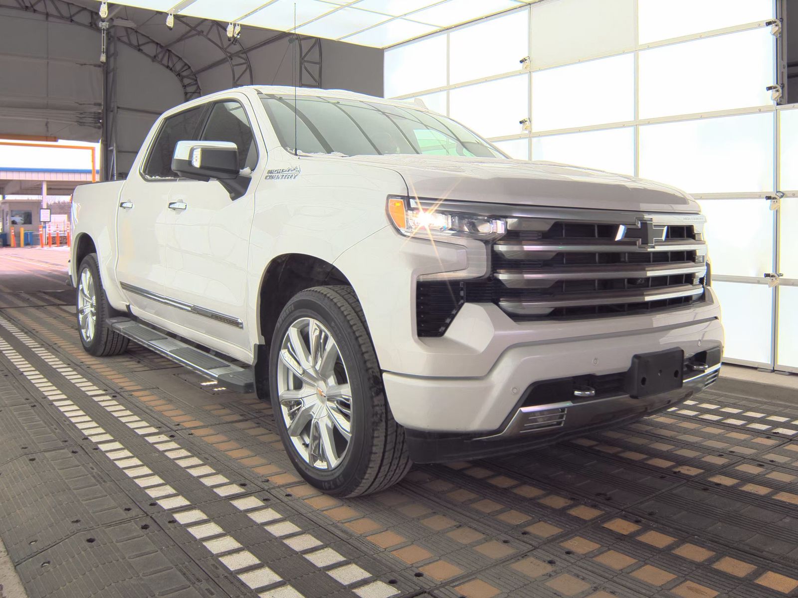 2022 Chevrolet Silverado 1500 High Country AWD