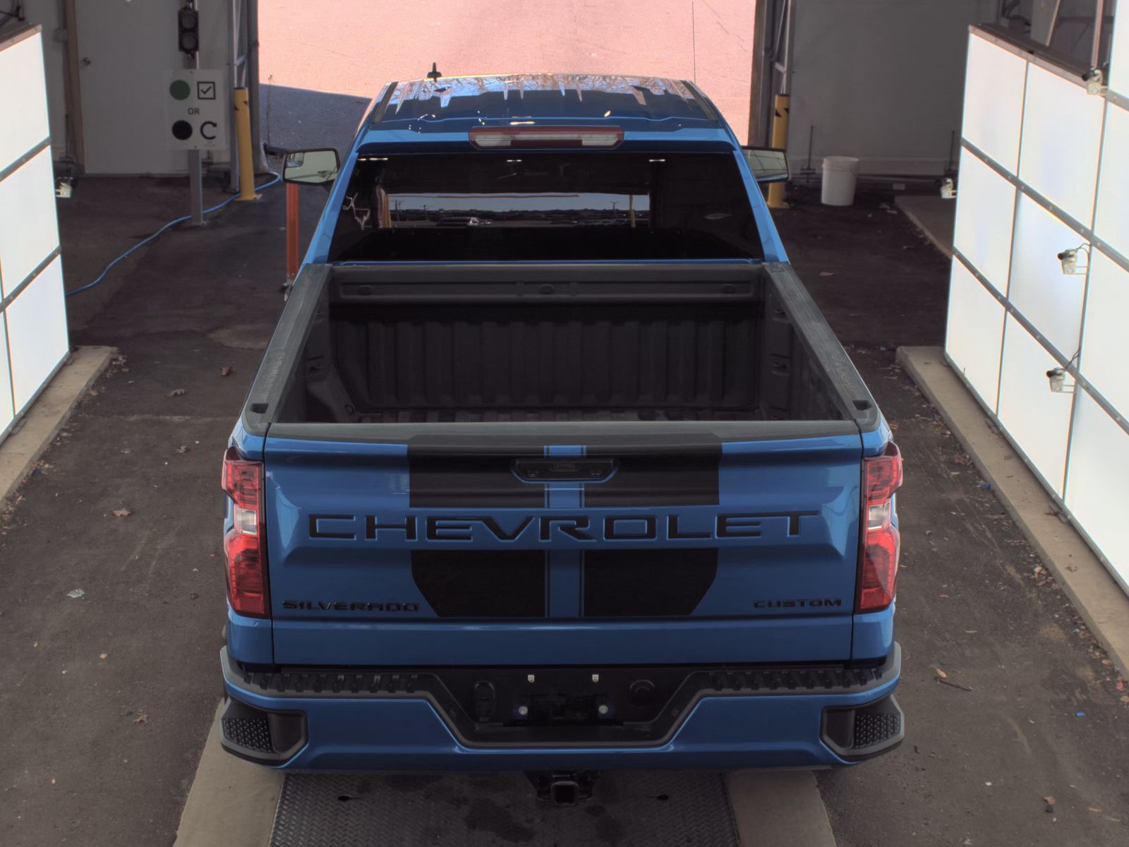 2023 Chevrolet Silverado 1500 Custom AWD