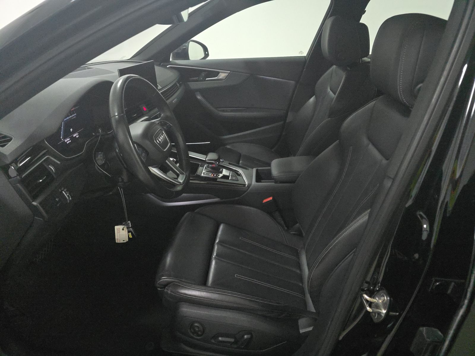 2023 Audi A4 S line Premium Plus AWD