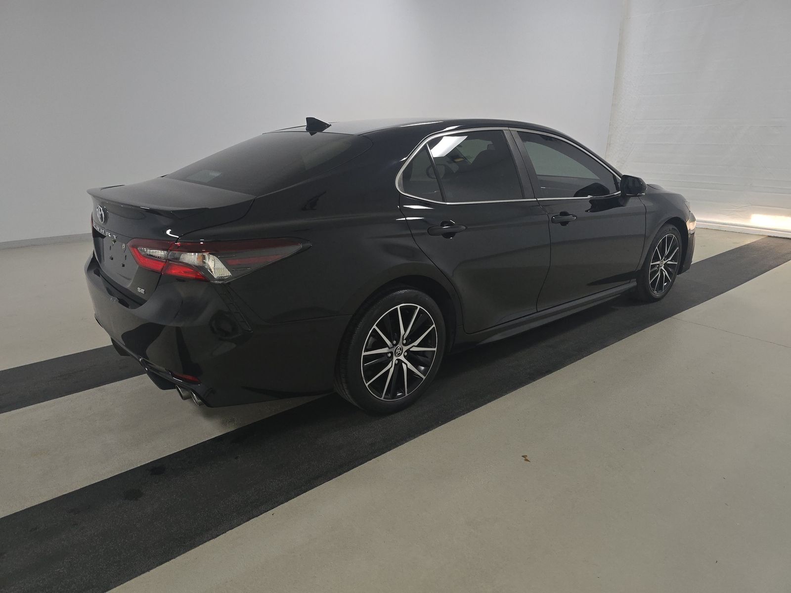 2024 Toyota Camry SE FWD