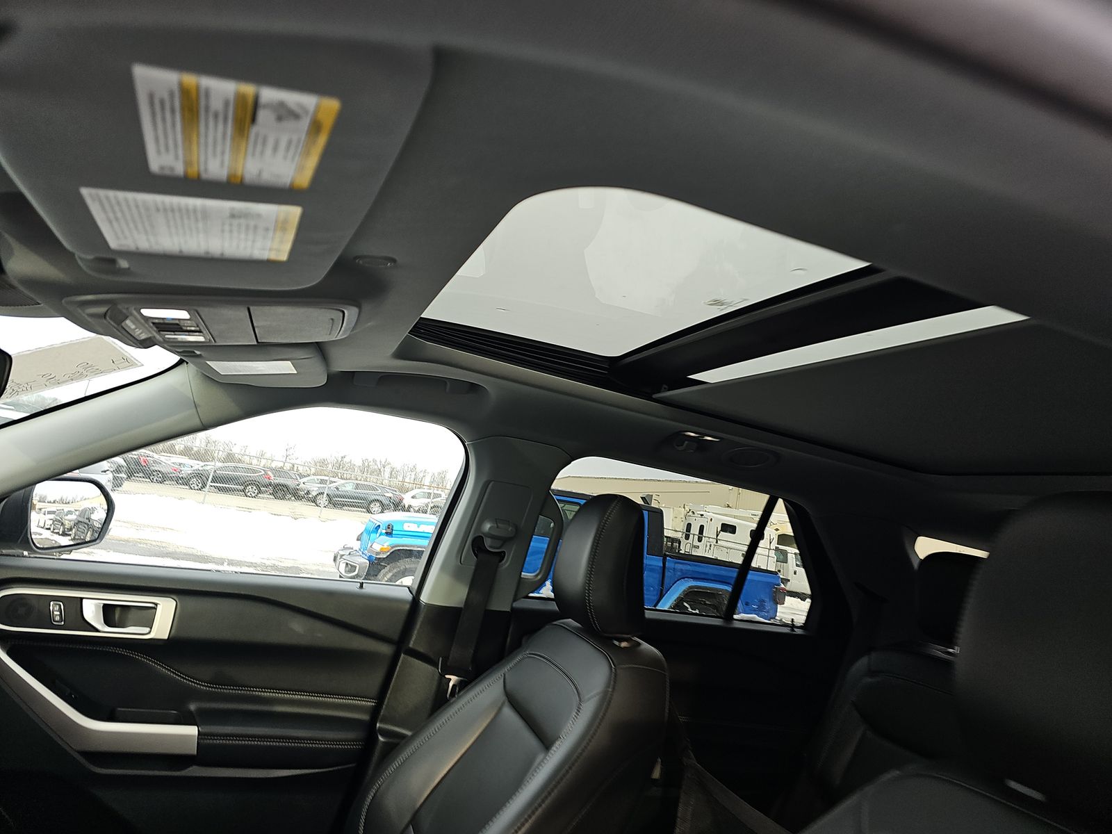 2023 Ford Explorer XLT AWD