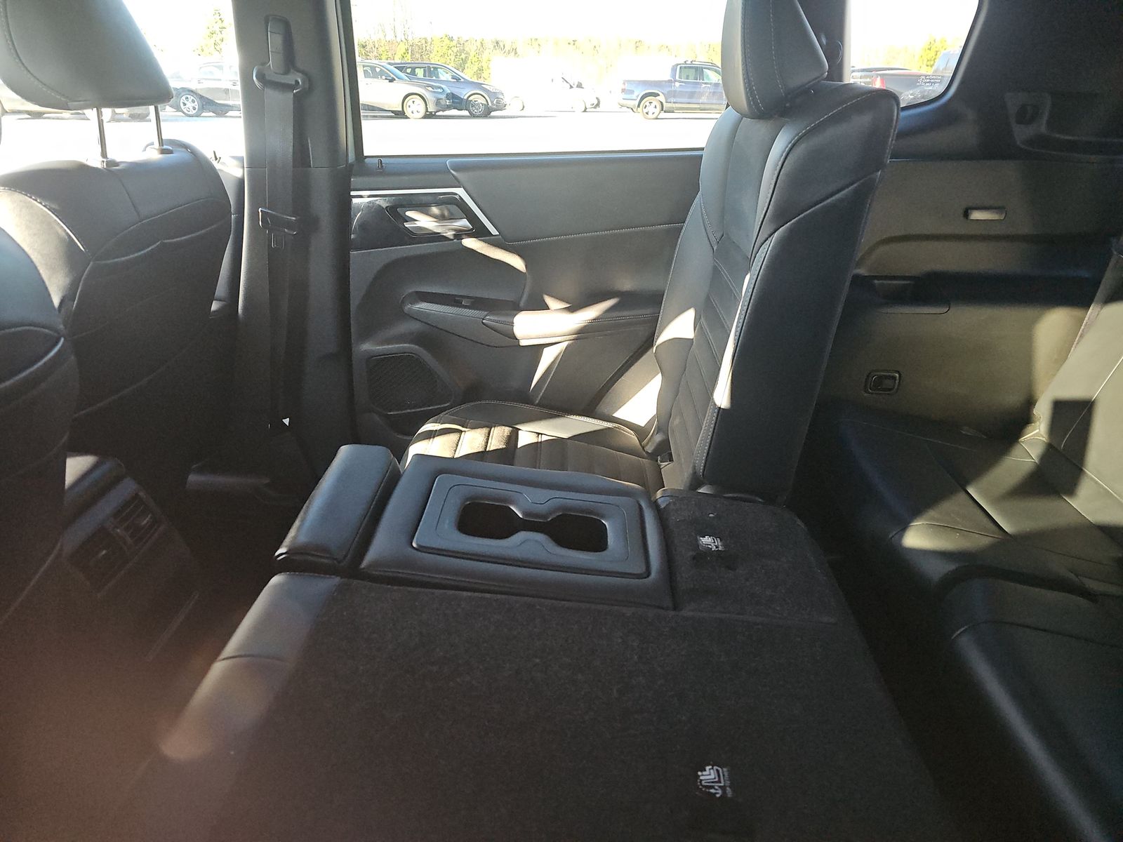 2024 Mitsubishi Outlander SE Black Edition FWD