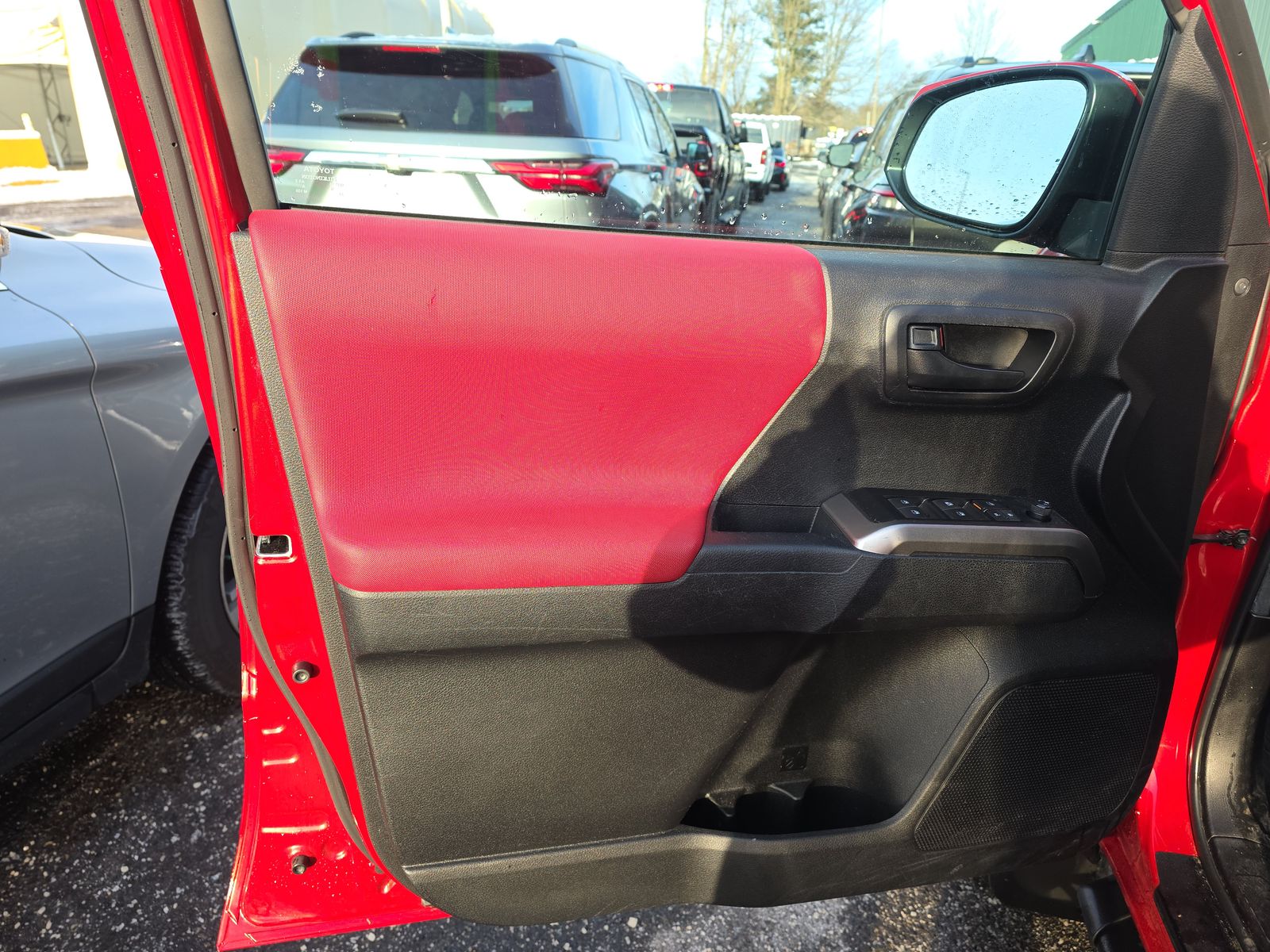 2022 Toyota Tacoma SR5 AWD