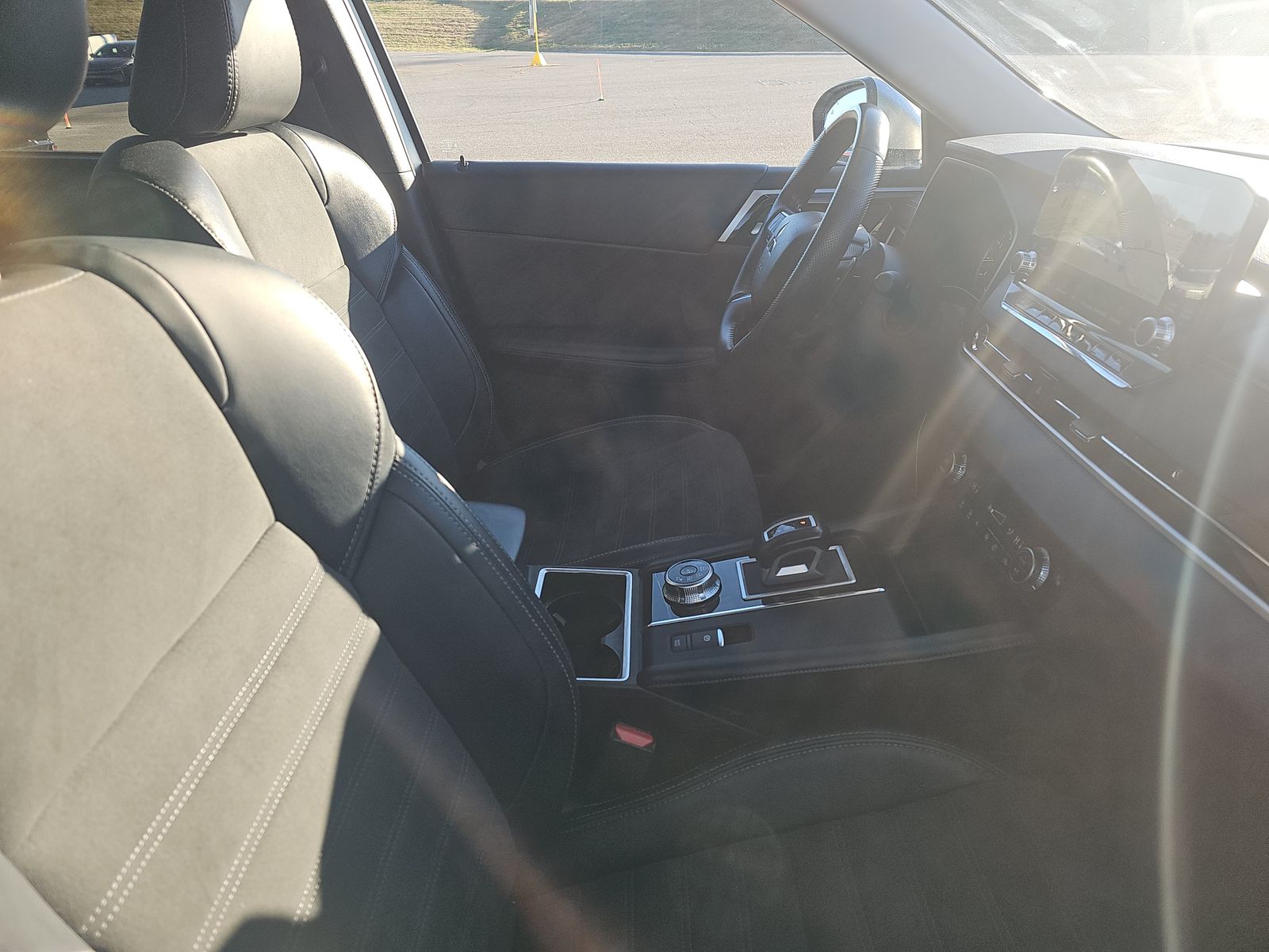 2024 Mitsubishi Outlander SE Black Edition FWD