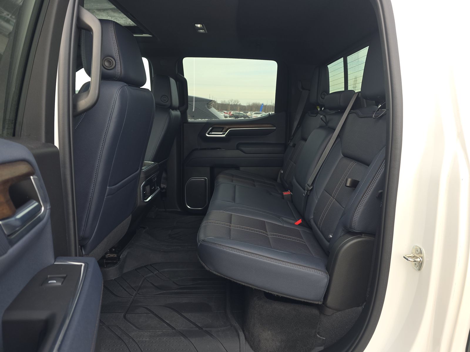 2022 Chevrolet Silverado 1500 High Country AWD