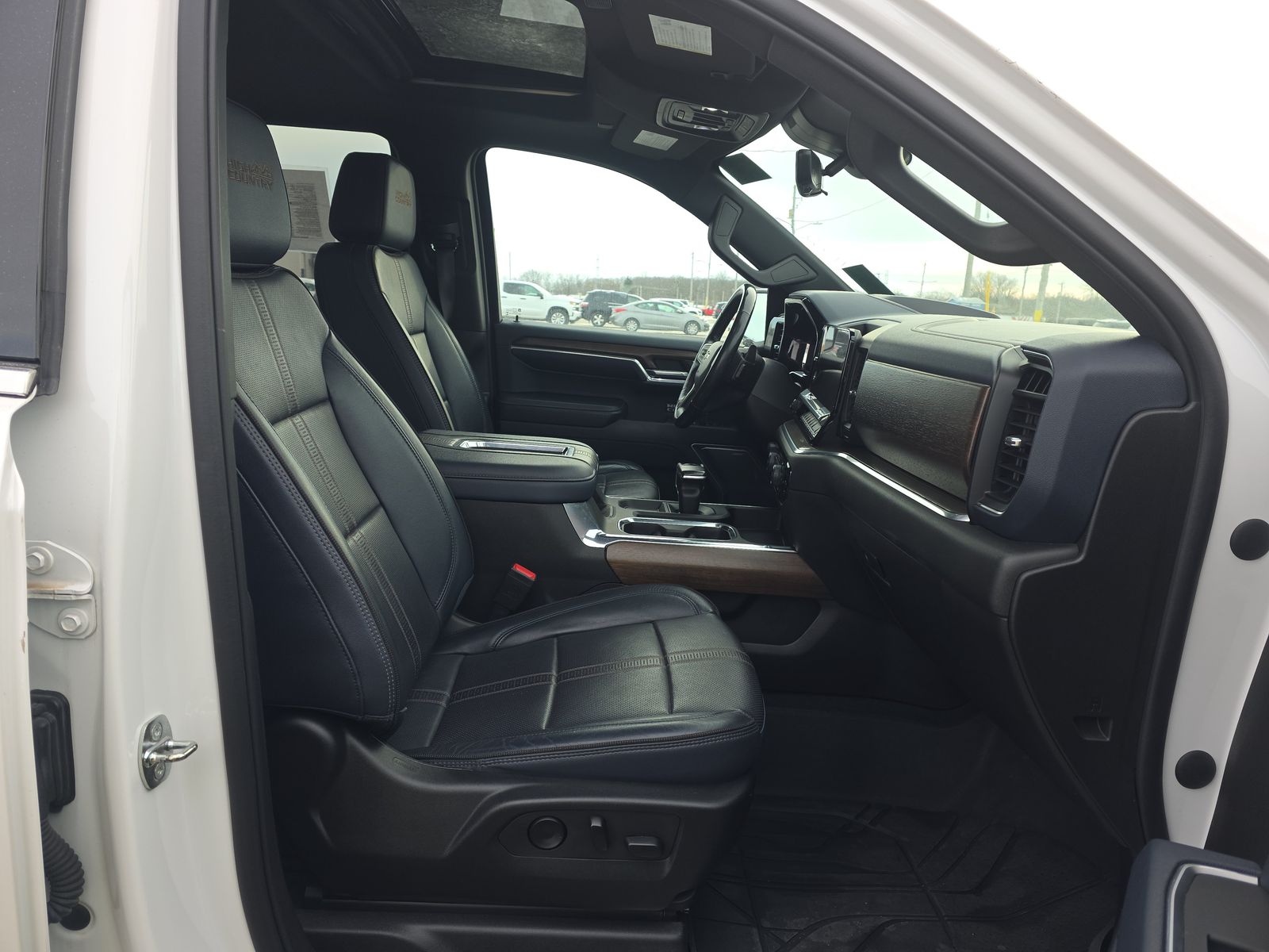 2022 Chevrolet Silverado 1500 High Country AWD