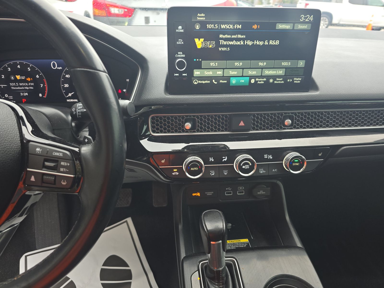 2022 Honda Civic Touring FWD