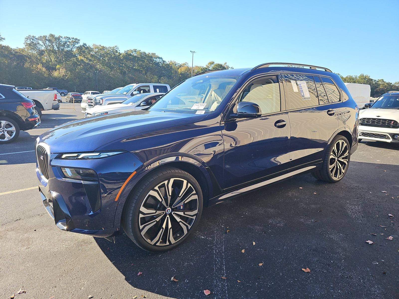 2023 BMW X7 M60i AWD