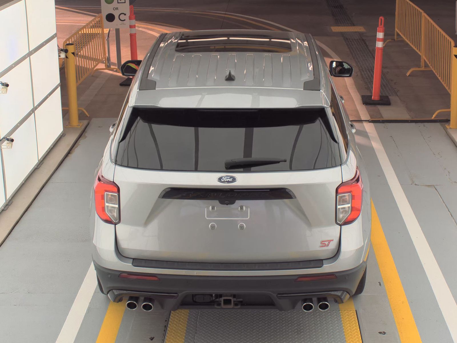 2021 Ford Explorer ST AWD