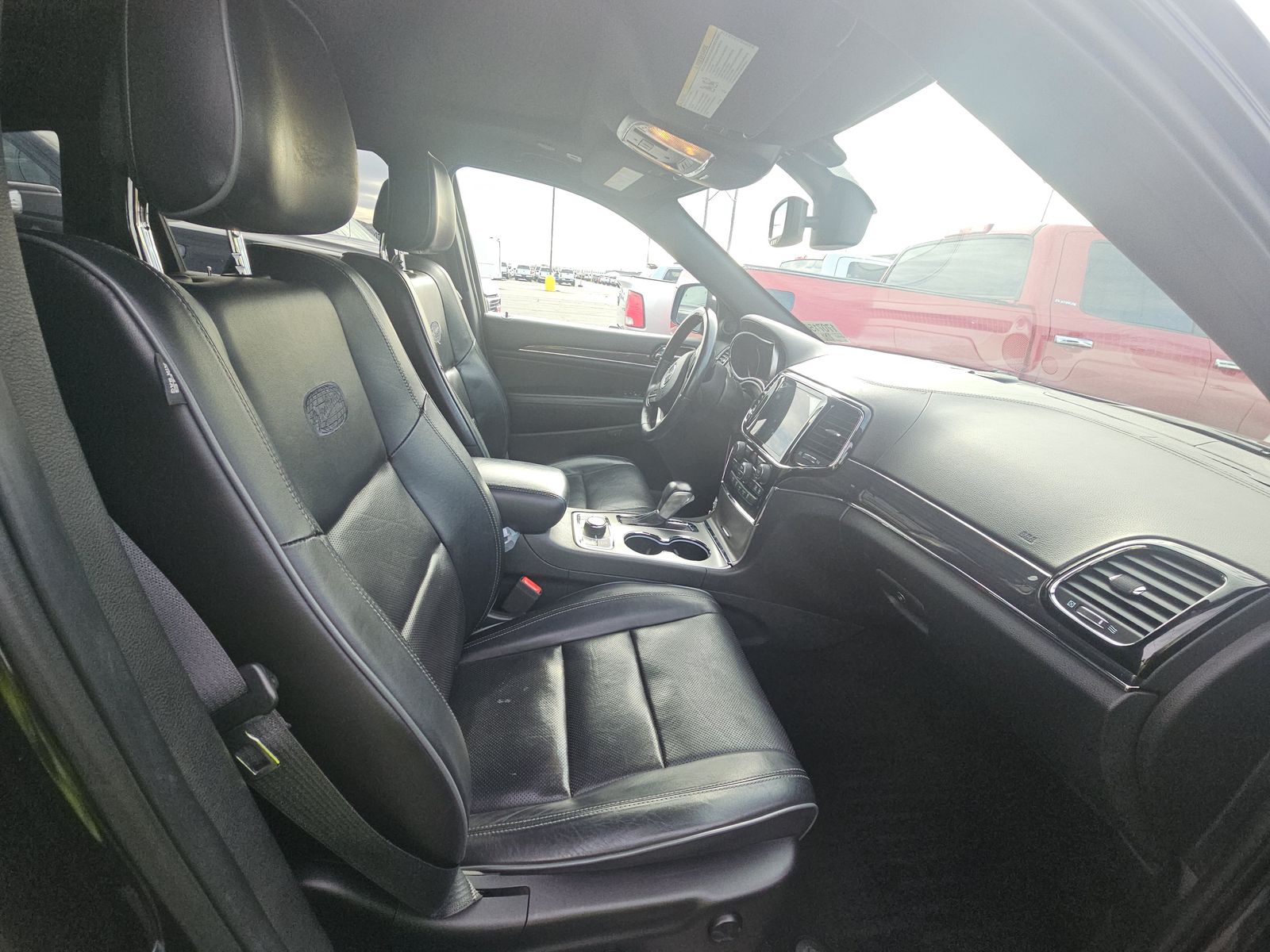 2019 Jeep Grand Cherokee Overland AWD