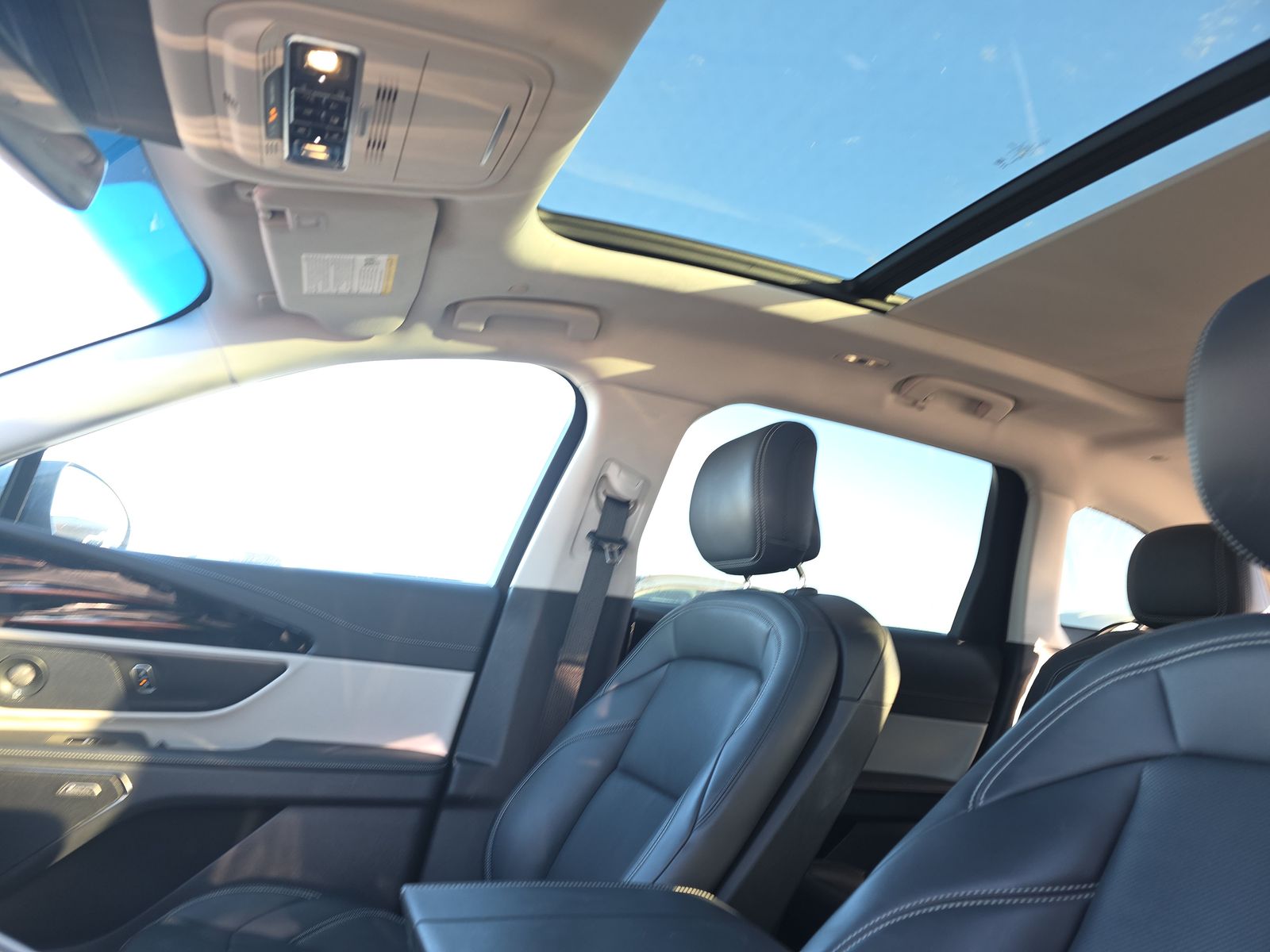 2025 Lincoln Nautilus Premiere AWD