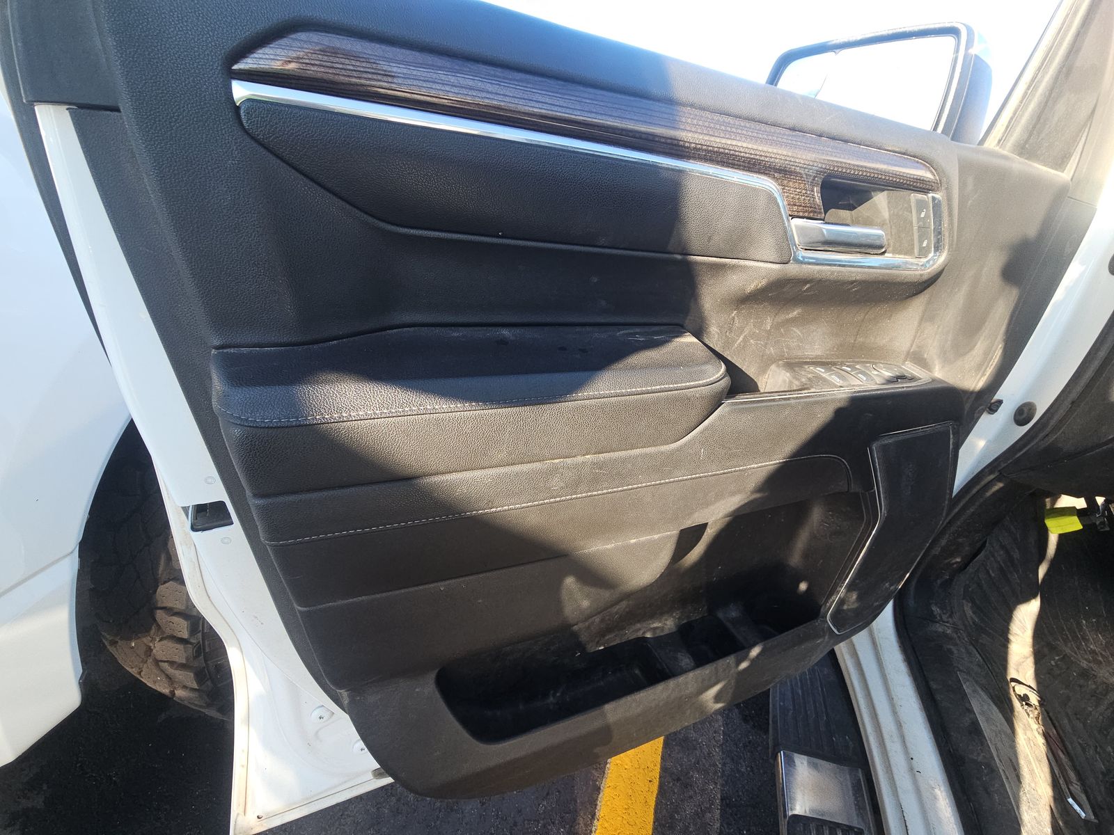 2023 Chevrolet Silverado 1500 LT AWD