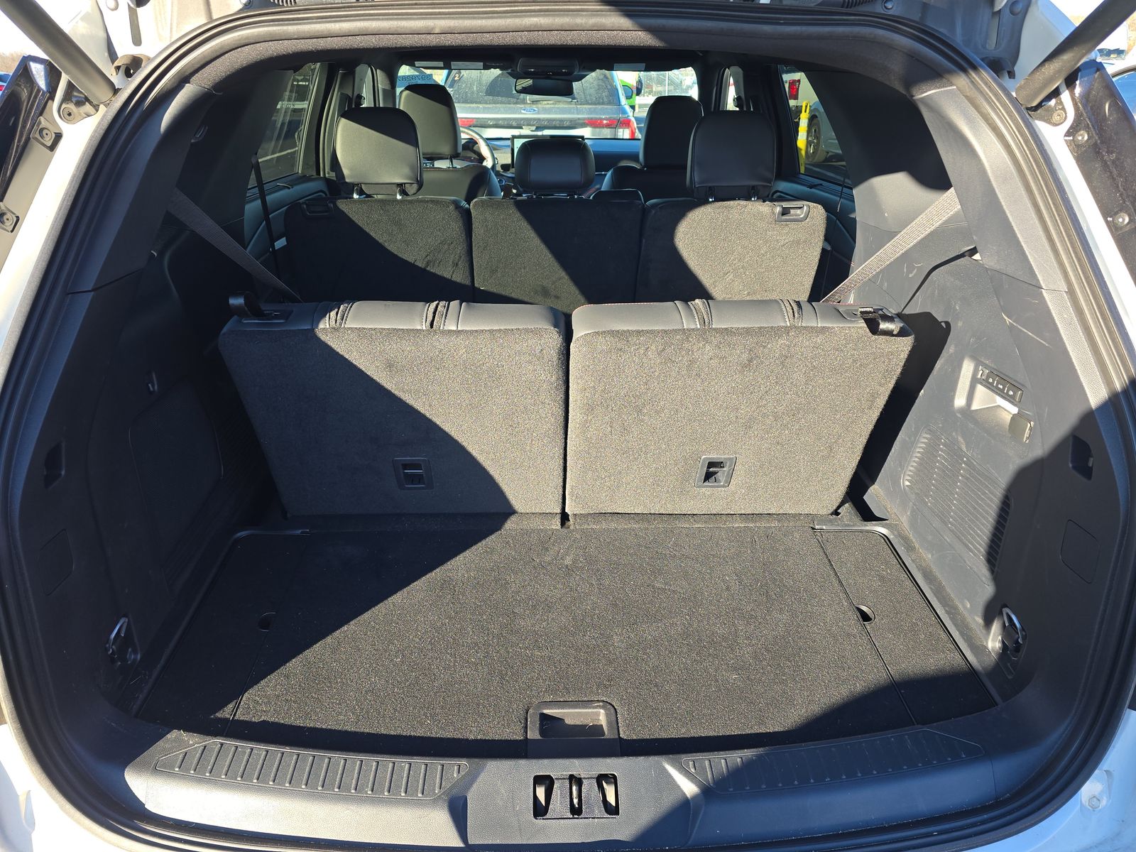 2025 Ford Explorer ST-Line RWD