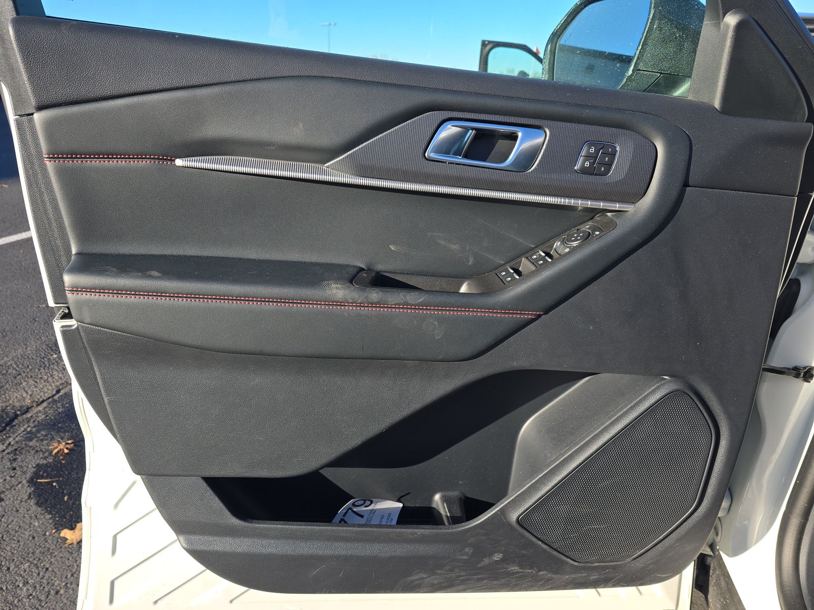 2025 Ford Explorer ST-Line RWD