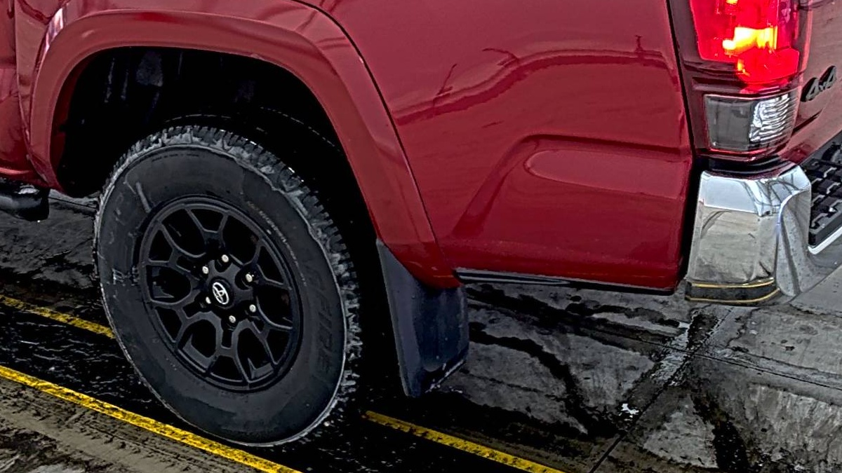 2022 Toyota Tacoma SR5 AWD