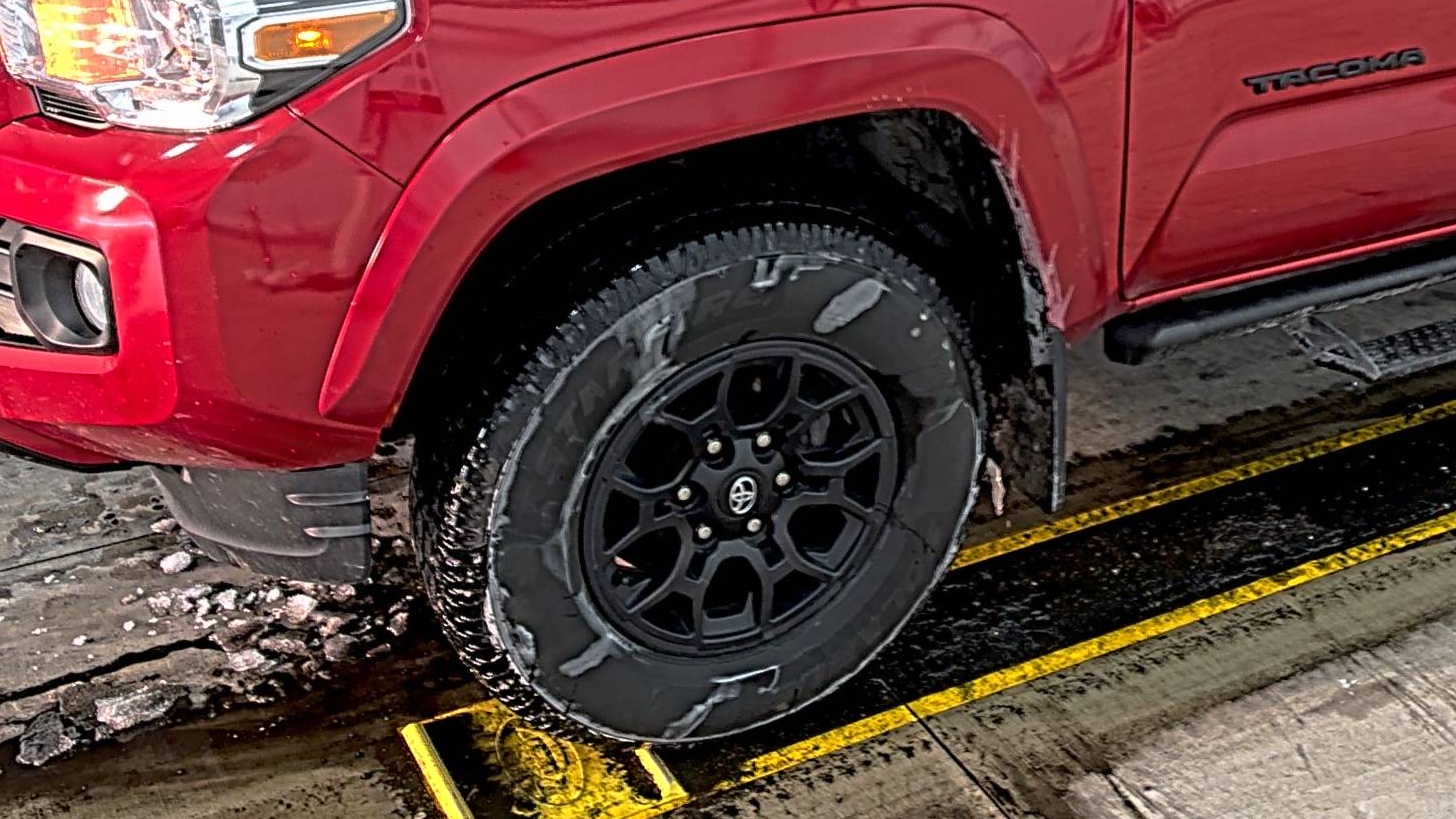 2022 Toyota Tacoma SR5 AWD