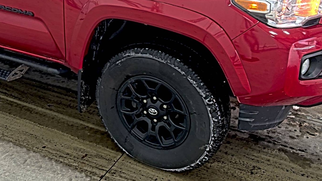 2022 Toyota Tacoma SR5 AWD