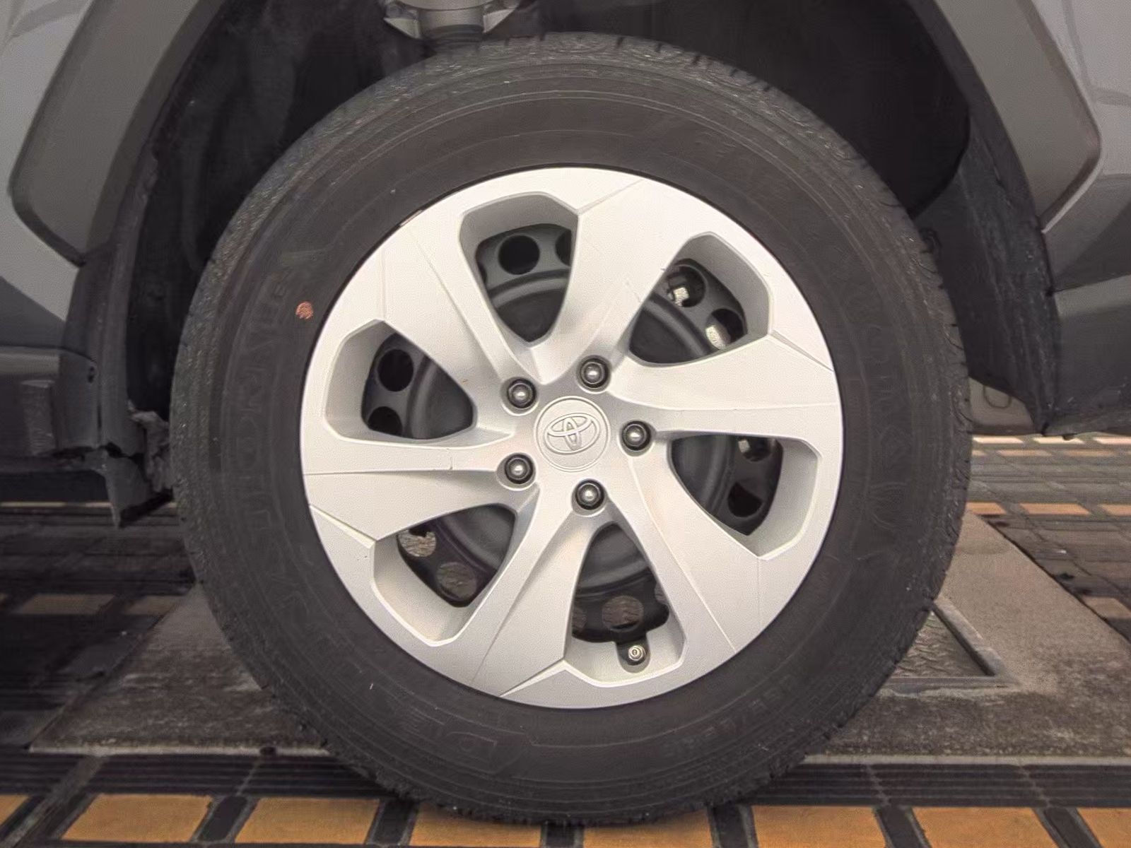 2024 Toyota RAV4 LE AWD