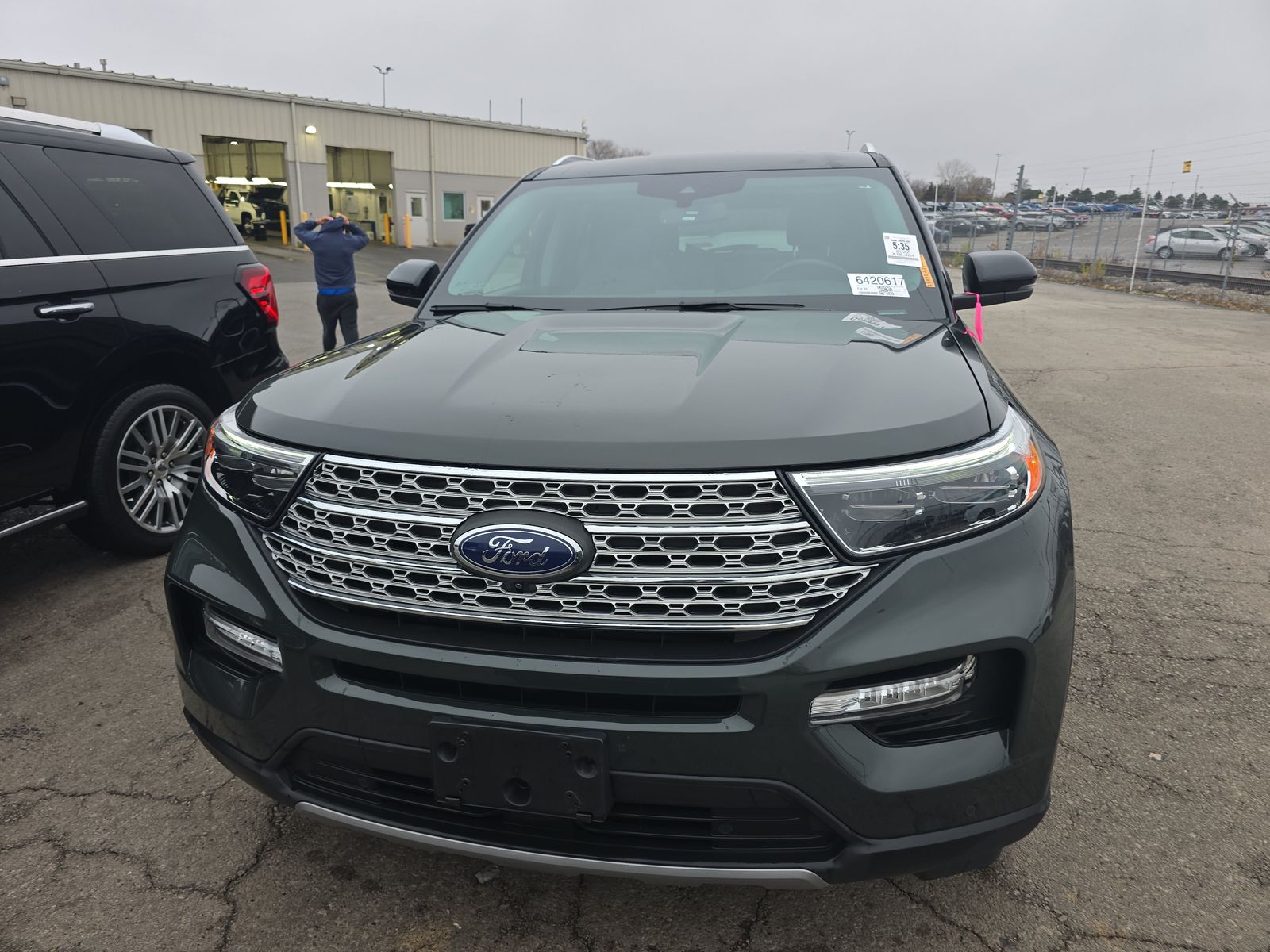 2022 Ford Explorer Hybrid Limited AWD