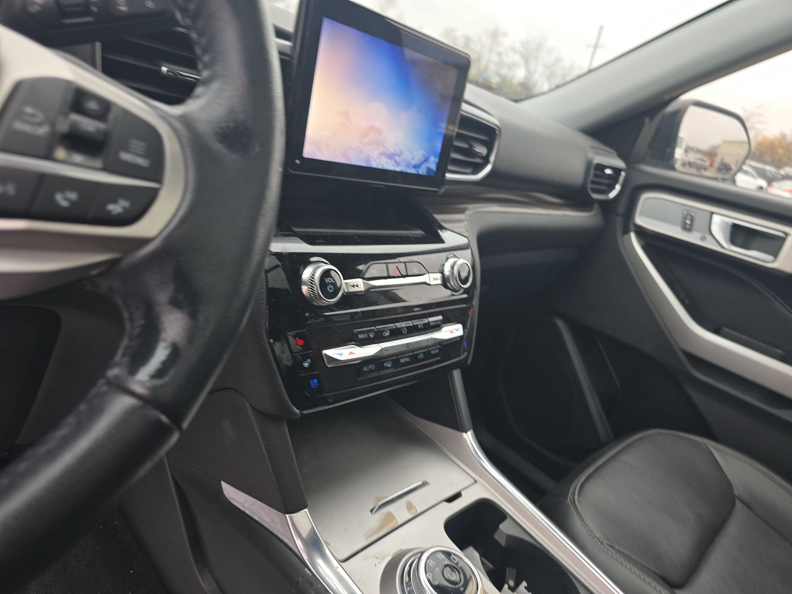 2022 Ford Explorer Hybrid Limited AWD