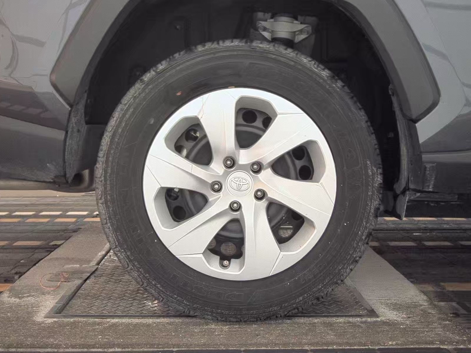 2024 Toyota RAV4 LE AWD