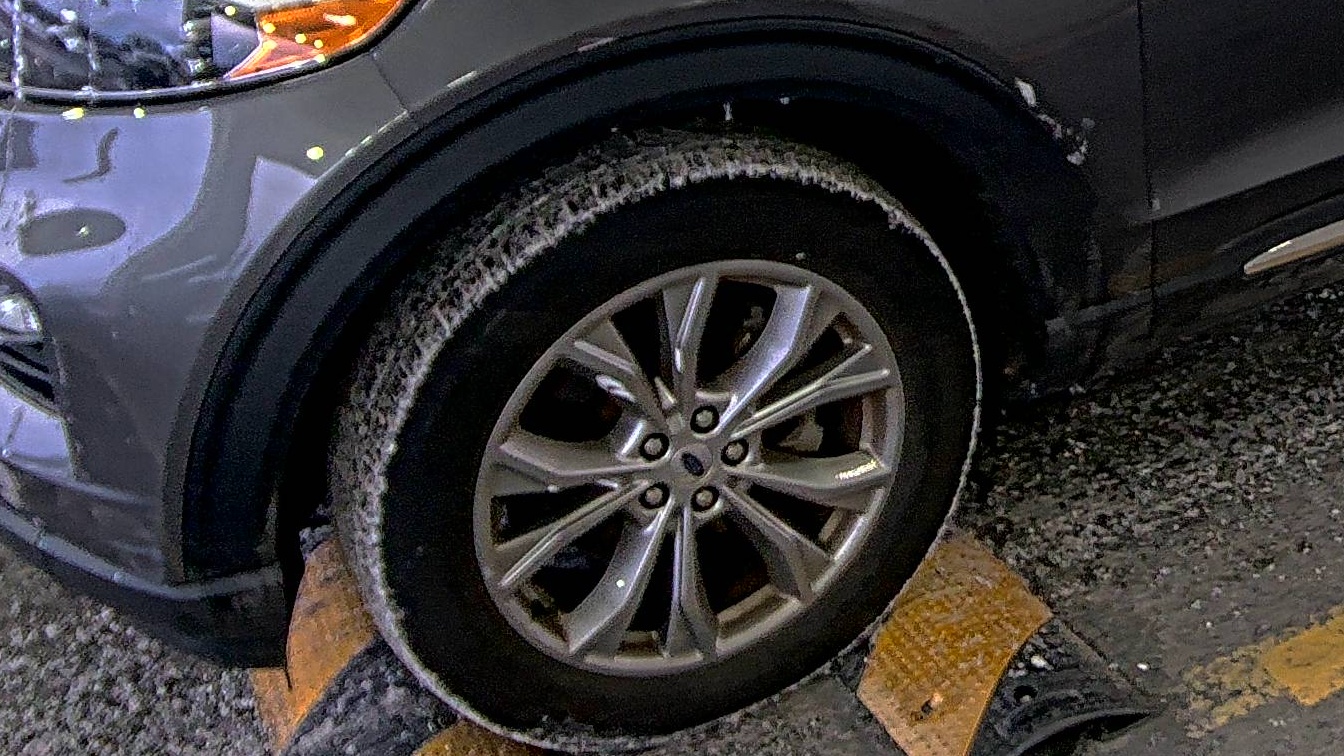 2023 Ford Explorer XLT AWD